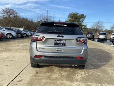 Used 2022 Jeep Compass Altitude image 6