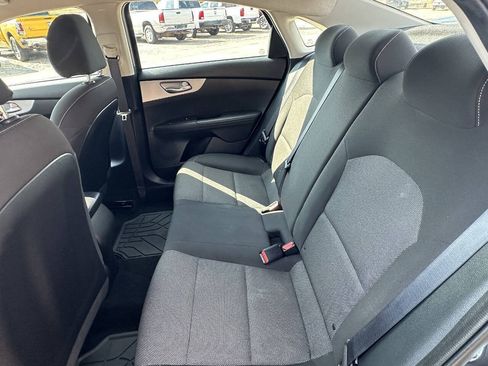 Used 2023 Kia Forte LXS FWD image 11