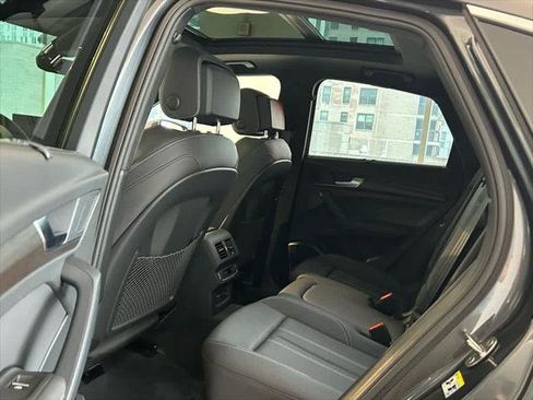 Certified 2025 Audi Q5 2.0T Premium Plus w/ Premium Plus Package image 21