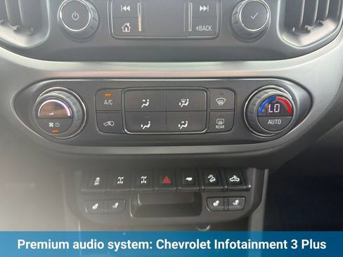 Used 2022 Chevrolet Colorado ZR2 AWD/4WD image 6