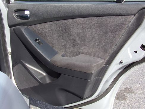 Used 2010 Nissan Altima 2.5 S image 47