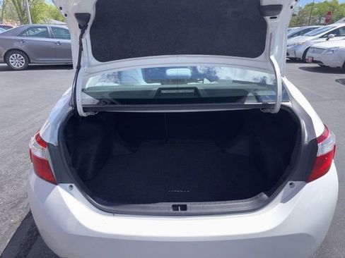 Used 2016 Toyota Corolla LE FWD image 15