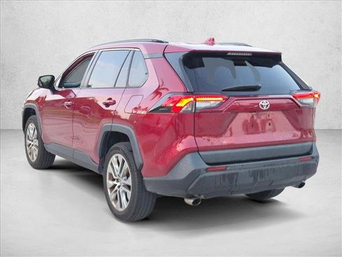 Used 2023 Toyota RAV4 XLE Premium FWD image 6