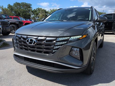 Used 2023 Hyundai Tucson SEL w/ Convenience Package image 9