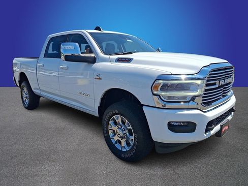Used 2024 RAM 2500 Laramie w/ Safety Group AWD/4WD image 3