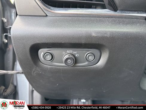 Used 2019 Chevrolet Traverse LT image 17