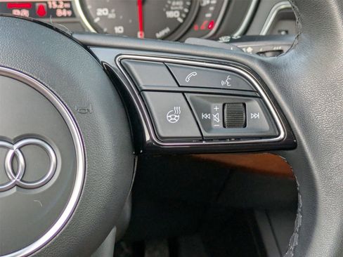 Used 2023 Audi A4 2.0T Premium w/ Convenience Package image 11