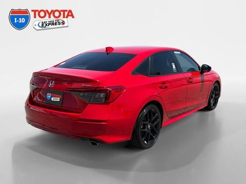 Used 2023 Honda Civic Sport image 5