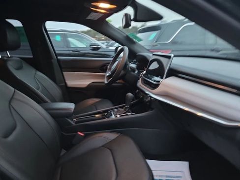 Used 2024 Jeep Compass Limited w/ Elite Group image 10