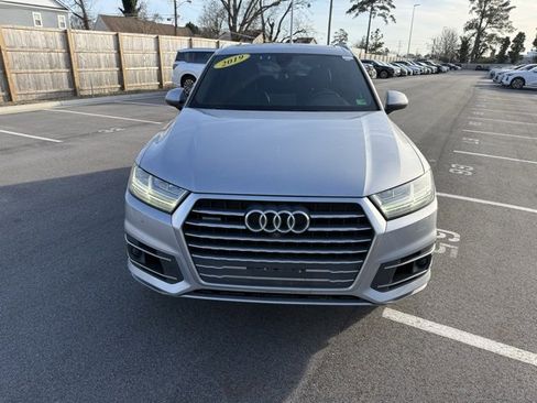 Used 2019 Audi Q7 3.0T Prestige w/ Prestige Package image 4