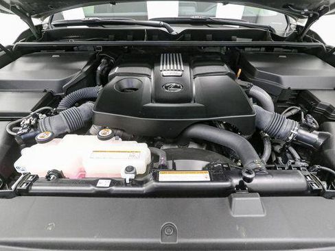 Used 2024 Lexus LX 600 F Sport image 15