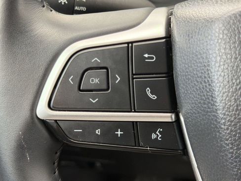 Used 2025 Toyota Grand Highlander FWD image 16