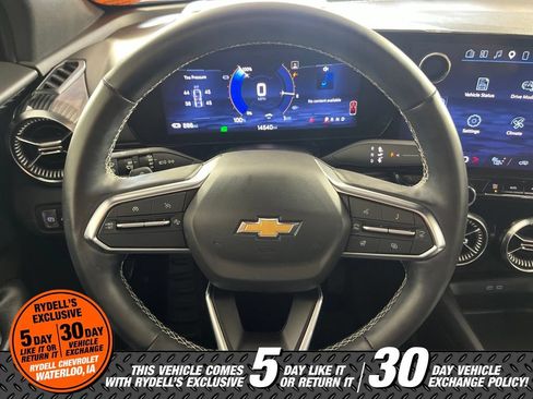 Used 2024 Chevrolet Blazer EV LT AWD/4WD image 24