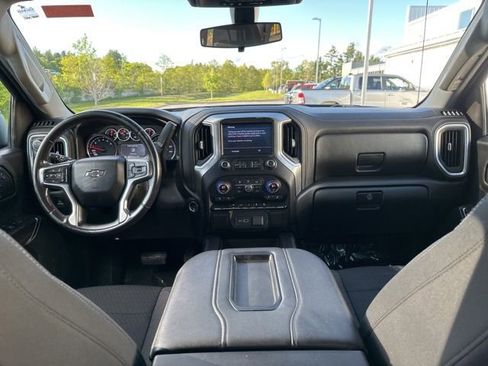 Used 2021 Chevrolet Silverado 1500 LT Trail Boss AWD/4WD image 18
