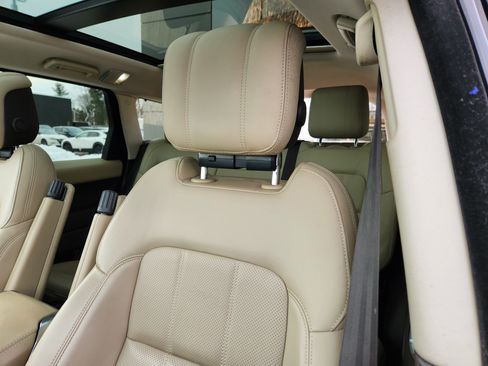 Used 2019 Land Rover Range Rover Sport HSE image 11