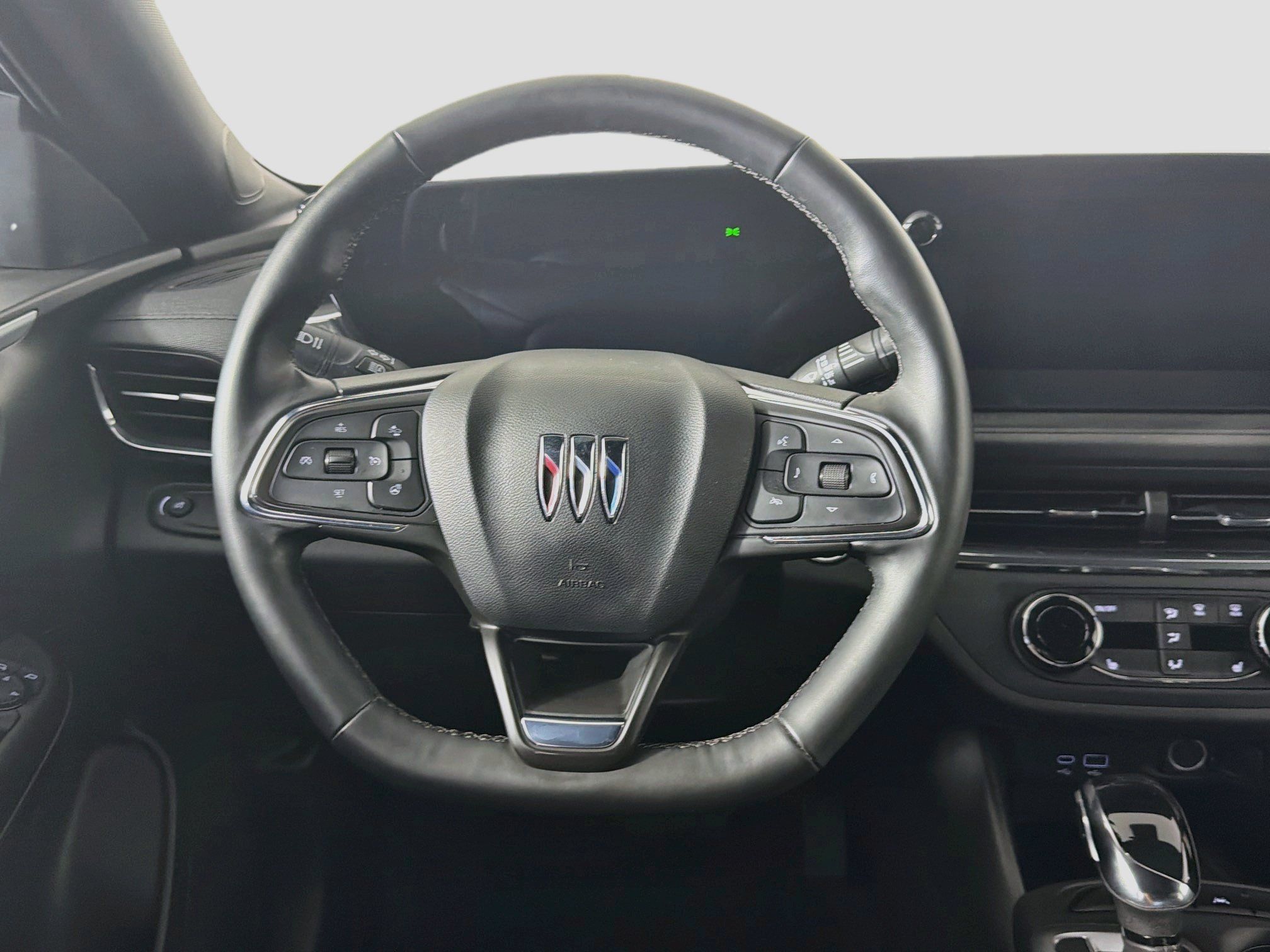 Used 2025 Buick Envista Preferred w/ Convenience I Package FWD image 18