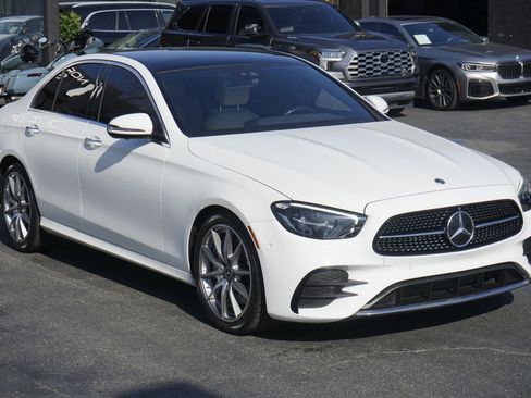 Used 2022 Mercedes-Benz E 350 Sedan w/ AMG Line Exterior image 6