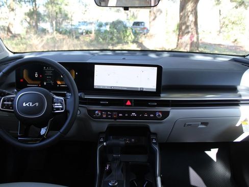 New 2026 Kia Sorento S FWD image 23