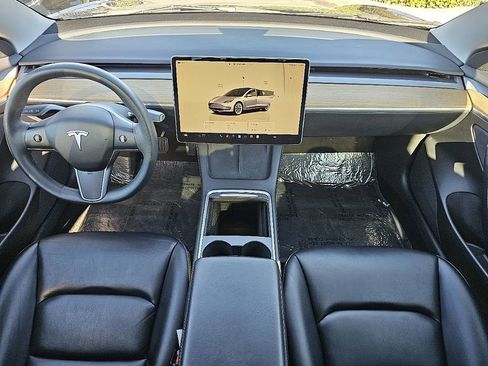 Used 2023 Tesla Model 3 Standard Range image 24