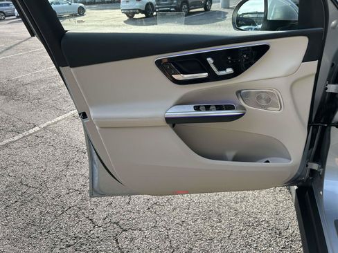 New 2027 Mercedes-Benz GLC 300 4MATIC image 17