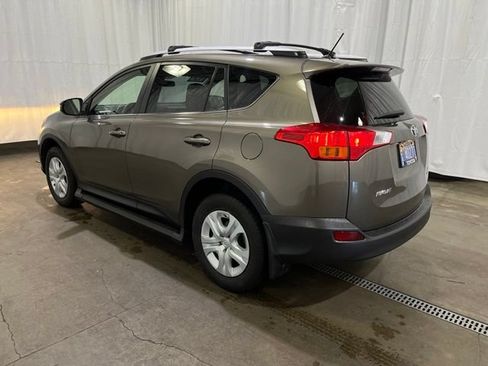 Used 2013 Toyota RAV4 LE AWD/4WD image 6
