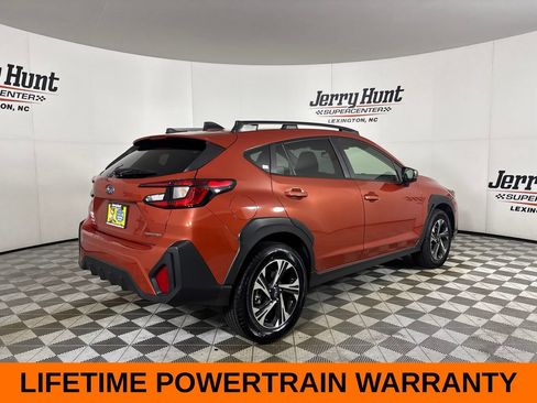 Used 2025 Subaru Crosstrek 2.5i Premium AWD/4WD image 6