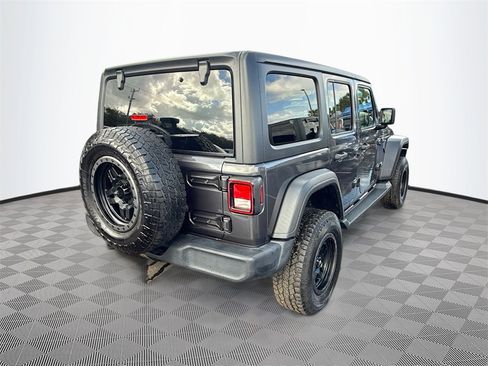 Used 2021 Jeep Wrangler Unlimited Sport image 6