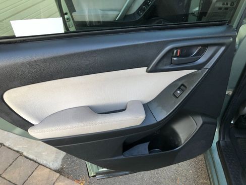 Used 2015 Subaru Forester 2.5i Premium image 25