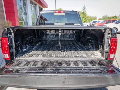 Used 2010 Dodge Ram 1500 Truck SLT w/ SLT Plus D←cor Group AWD/4WD image 5
