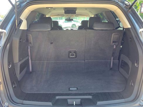 Used 2014 Buick Enclave Leather AWD/4WD image 16