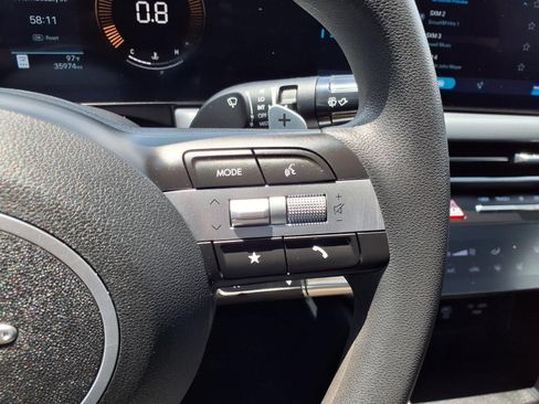 Used 2025 Hyundai Sonata SEL FWD image 17