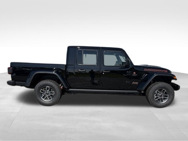 New 2026 Jeep Gladiator Mojave w/ Safety Group AWD/4WD image 19