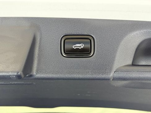 Used 2023 Hyundai Palisade Calligraphy AWD/4WD image 5