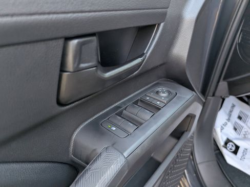 New 2025 Toyota Tacoma SR5 image 11