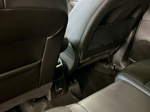 Used 2021 Buick Encore Preferred w/ Safety Package image 28