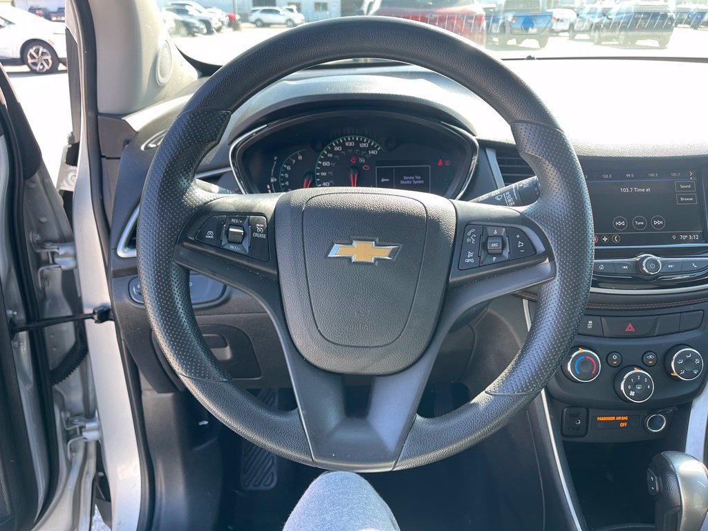 Used 2019 Chevrolet Trax LT FWD image 10