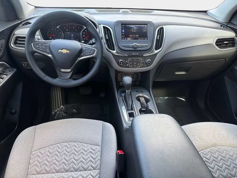 Used 2024 Chevrolet Equinox LT FWD image 14