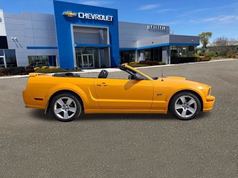 Used 2007 Ford Mustang GT RWD image 23