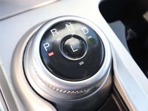 Certified 2022 Ford Explorer XLT w/ Equipment Group 202A image 23