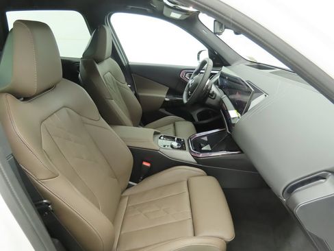 Used 2026 BMW X3 xDrive30i w/ Premium Package AWD/4WD image 22