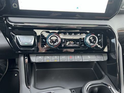 New 2026 GMC Sierra 1500 AT4 w/ AT4 Premium Package image 22