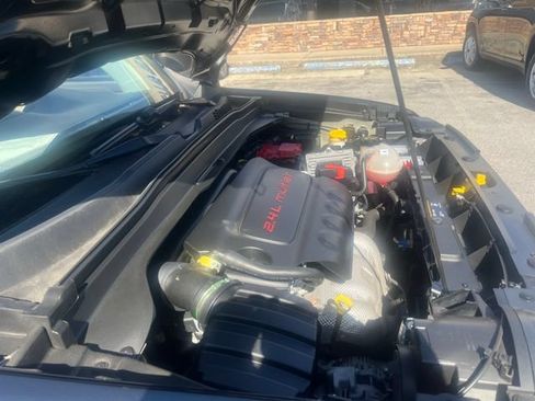 Used 2019 Jeep Renegade Sport w/ Sport Appearance Group AWD/4WD image 9
