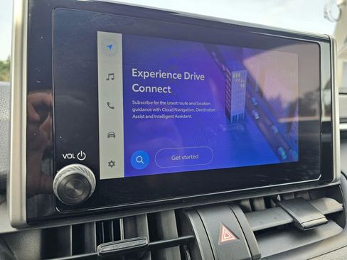 Certified 2025 Toyota RAV4 LE image 27