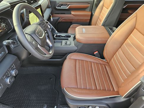 New 2026 GMC Sierra 3500 Denali Ultimate image 9