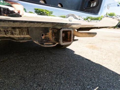 Used 2019 RAM 1500 Classic SLT w/ Protection Group AWD/4WD image 25