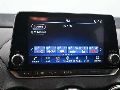 Used 2024 Nissan Sentra SV FWD image 27