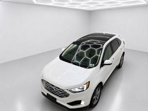 Used 2019 Ford Edge SEL w/ Equipment Group 201A AWD/4WD image 34