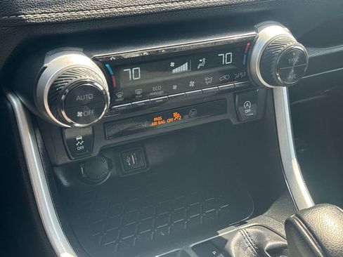 Used 2024 Toyota RAV4 XLE image 24