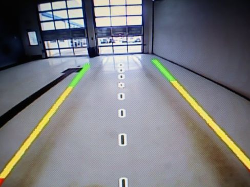 Used 2018 Jeep Cherokee Trailhawk w/ Comfort/Convenience Group image 23