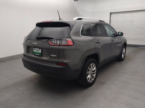 Used 2021 Jeep Cherokee Latitude Plus FWD image 9